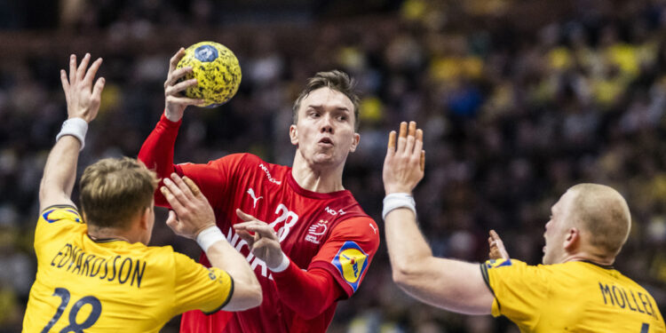 Denmark dominate Sweden for second win