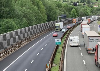 EC backs Italy on Brenner truck transit scheme EC backs Italy on Brenner truck transit scheme