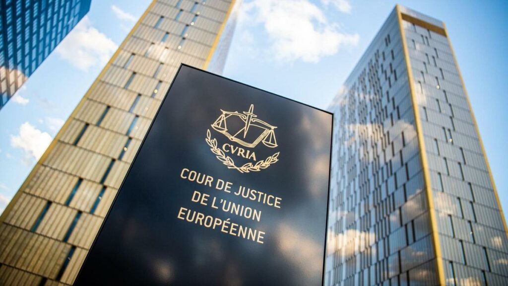 EU drops investigation into Luxembourg tax rebates for Amazon and Fiat