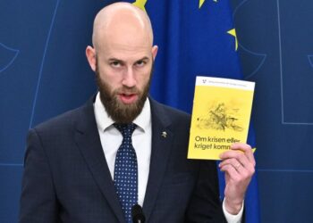 EU must eliminate ‘weak links’, urges Swedish civil defence minister – Euractiv