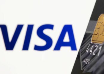 EU probes Visa, Mastercard fees on retailers