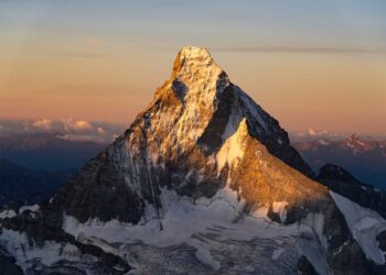 EWL: Switzerland Stocks Not Cheap Enough