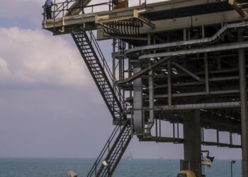Europe midday: Oil stocks drive markets higher as crude jumps Europe midday: Oil stocks drive markets higher as crude jumps
