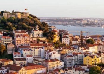 European city popular with Britons threatens new ban against tourists | Travel News | Travel European city popular with Britons threatens new ban against tourists | Travel News | Travel