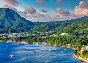 European vs Caribbean citizenship: Which One to Choose — Expert Advice by Immigrant Invest European vs Caribbean citizenship: Which One to Choose — Expert Advice by Immigrant Invest