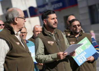 FKNK accuses BirdLife of exploiting ‘monopoly on bird-ringing’ FKNK accuses BirdLife of exploiting ‘monopoly on bird-ringing’