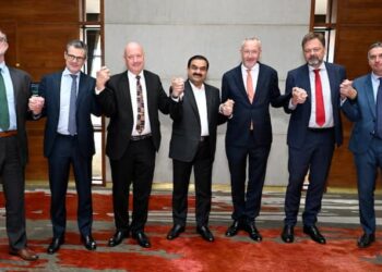 Gautam Adani Hosts Belgium, Denmark, EU, Germany Envoys On Tour At Khavda, Mundra Projects In Gujarat Gautam Adani Hosts Belgium, Denmark, EU, Germany Envoys On Tour At Khavda, Mundra Projects In Gujarat