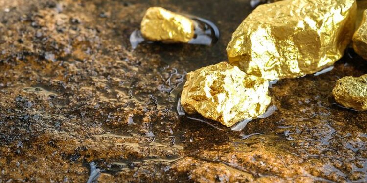 Glencore buys in advance entire output of Euro Sun's Romanian gold mining project