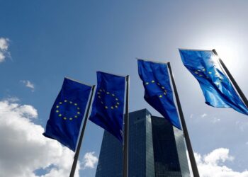 Greece sets up fund to decarbonise its islands, reduce hefty fuel imports Greece sets up fund to decarbonise its islands, reduce hefty fuel imports