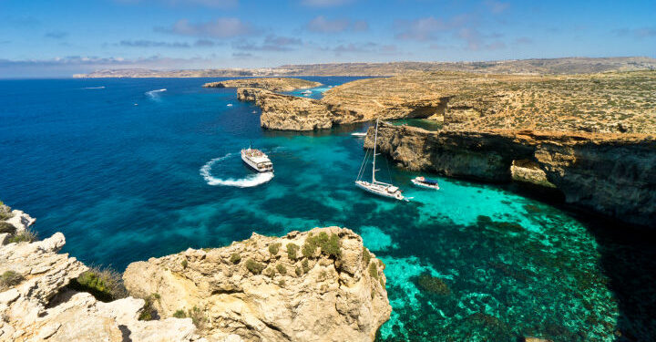 Half-board winter-sun Malta week for under £300 😍