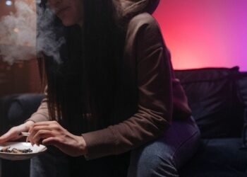 Here are the best and worst European countries for smoke-free homes