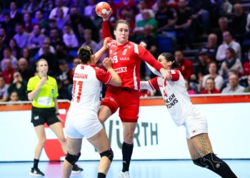 Hungary secure opening win in front of home fans at Women’s EHF EUR)