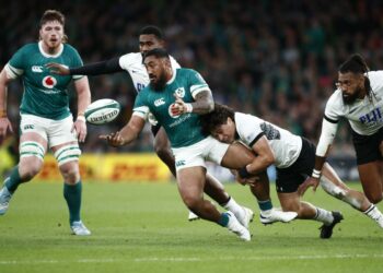 Ireland rookies impress as penalty-ridden Fiji dominated 52-17