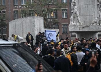 Israel warns citizens to stay away from sporting events in Europe Israel warns citizens to stay away from sporting events in Europe