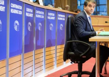 Italy divided over Fitto securing a European Commission spot – Euractiv Italy divided over Fitto securing a European Commission spot – Euractiv