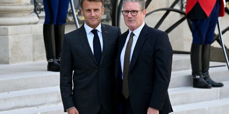 Keir Starmer in Paris talks with Emmanuel Macron on UK and France ramping up Europe's defence in new Trump era