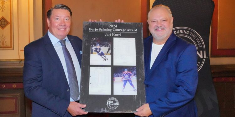 Kurri celebrated as Borje Salming Courage Award winner during Global Series Finland