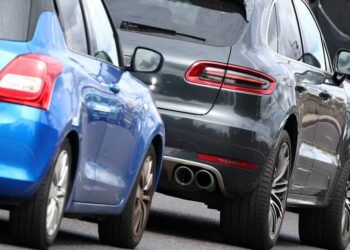 More EU countries want to fight automakers’ CO2 fines More EU countries want to fight automakers’ CO2 fines