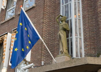 Netherlands fails EU budget test, only country to miss target