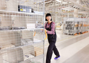 Next chooses Zeos as fulfilment partner in continental Europe Next chooses Zeos as fulfilment partner in continental Europe