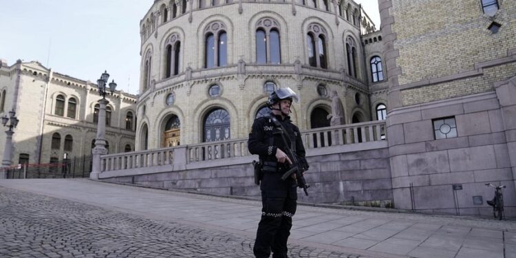 Norway lowers national threat level to moderate from high