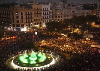 Outrage In Spain As Flood Clashes Escalate Over Government Response Outrage In Spain As Flood Clashes Escalate Over Government Response