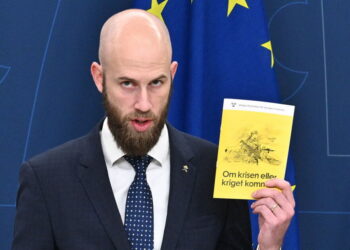 Panic in Europe as Sweden, Finland and Norway release new ‘how to survive war’ booklets | World | News