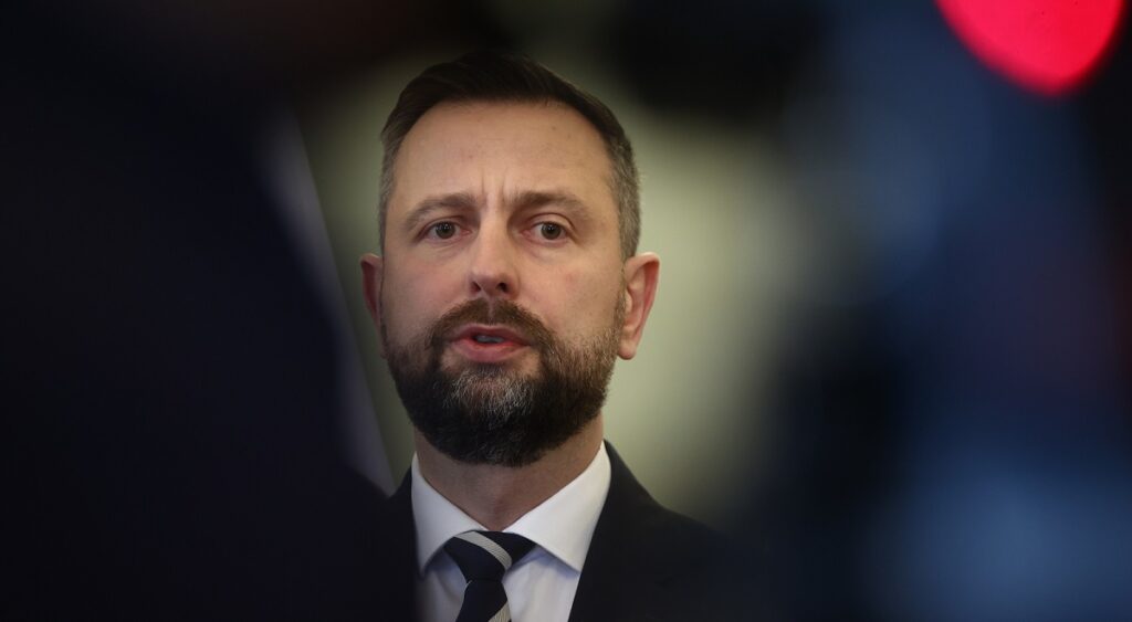 Polish defense minister launches diplomatic offensive amid security concerns in Europe