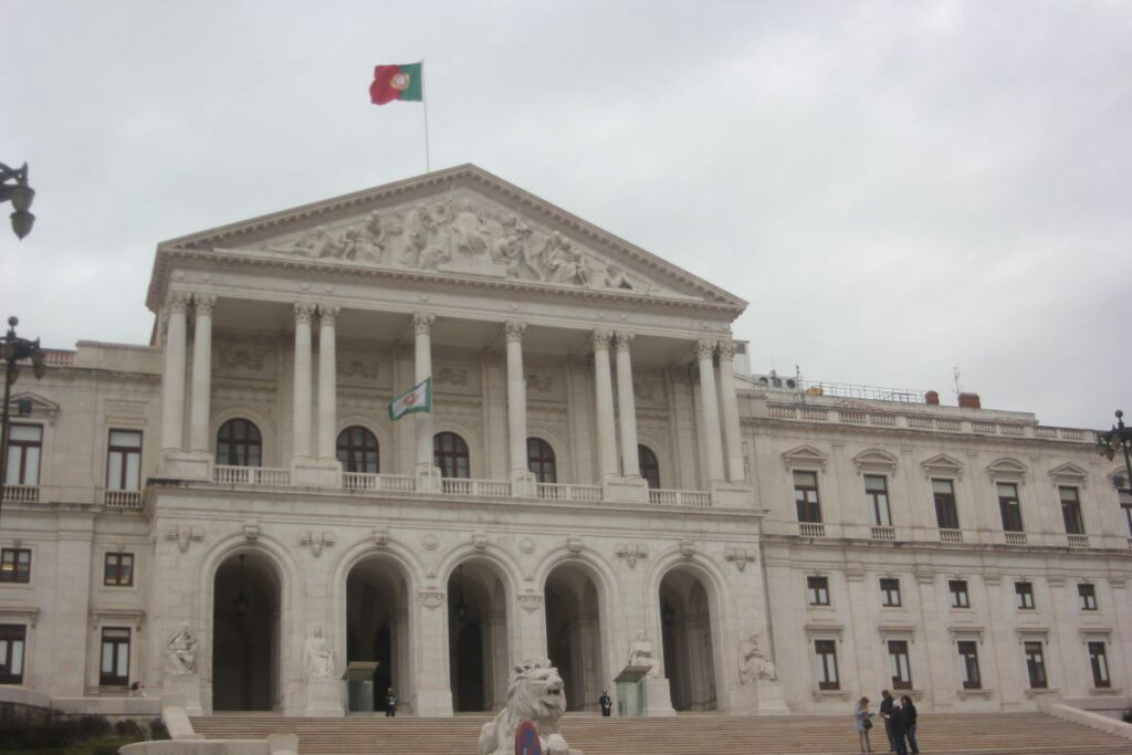 Portugal’s medium term budget plans « Euro Weekly News