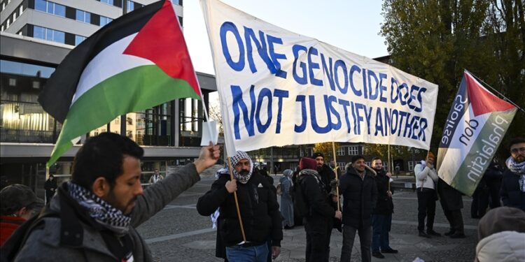 Protests in Germany against Israel's attacks on Gaza, Lebanon