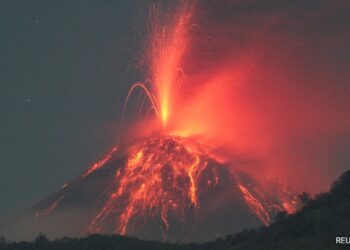 Red Lava Pours Out As Volcano Erupts 7th Time In A Year In Iceland