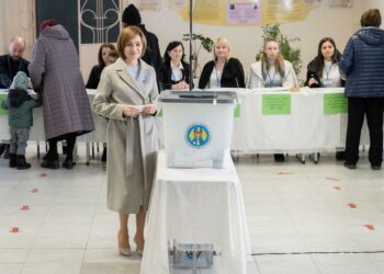 Romanian, European officials congratulate Maia Sandu for securing second term in Moldova Romanian, European officials congratulate Maia Sandu for securing second term in Moldova