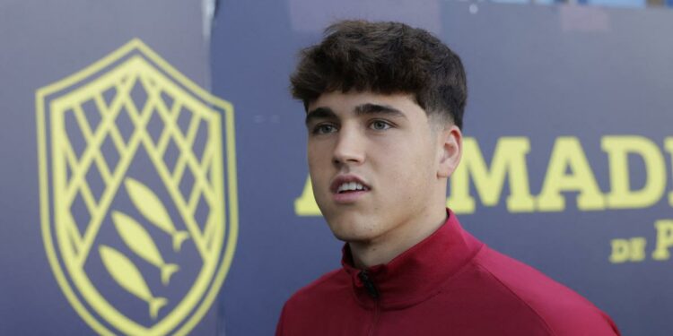 Spain call up teenager Cubarsi to replace hurt Torres in Nations League match against Denmark, Switzerland