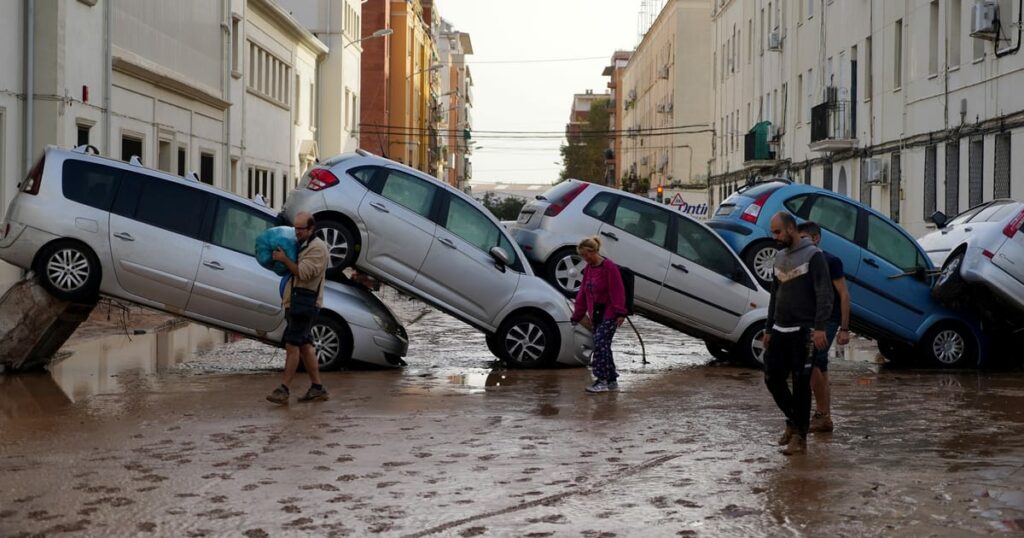 Spanish flood outrage exposes political divide, distrust of ruling class – POLITICO