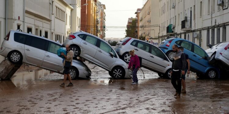 Spanish flood outrage exposes political divide, distrust of ruling class – POLITICO