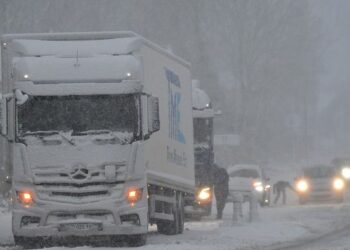 Storms bring chaos to Ireland, France, UK