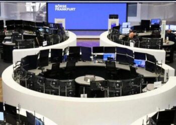 Tech surge propels Stoxx 600 to near one-week high Tech surge propels Stoxx 600 to near one-week high