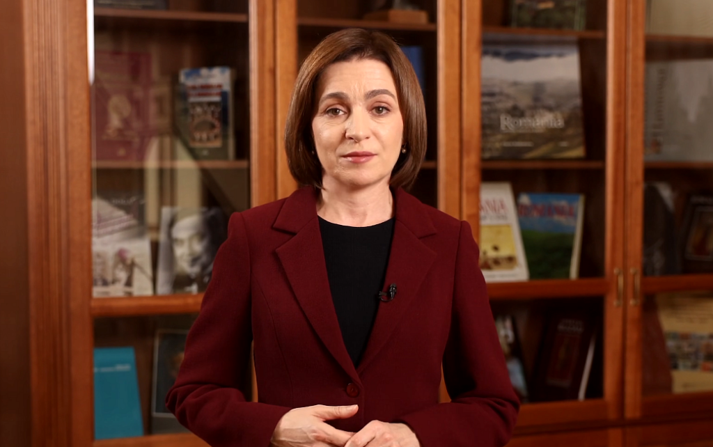 “The Kremlin wants us back in its shadow,” Moldovan president Maia Sandu tells Romanian voters