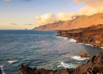 The beautiful European island that’s hot all year round | Travel News | Travel