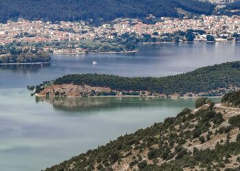 The pretty little Greek city that’s like a ‘mini Lake Como’ | Travel News | Travel