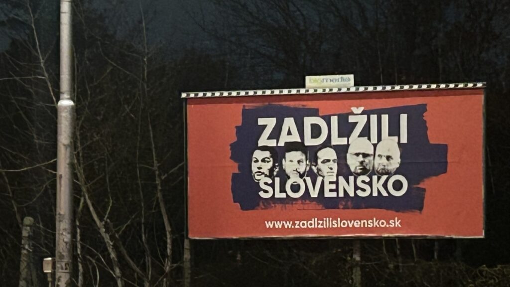 They put Slovakia in debt, says Hlas on billboards. But the numbers don’t add up, the party is silent on campaign ethics