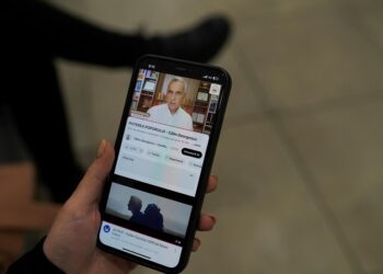 TikTok tactics shake up politics in Romania