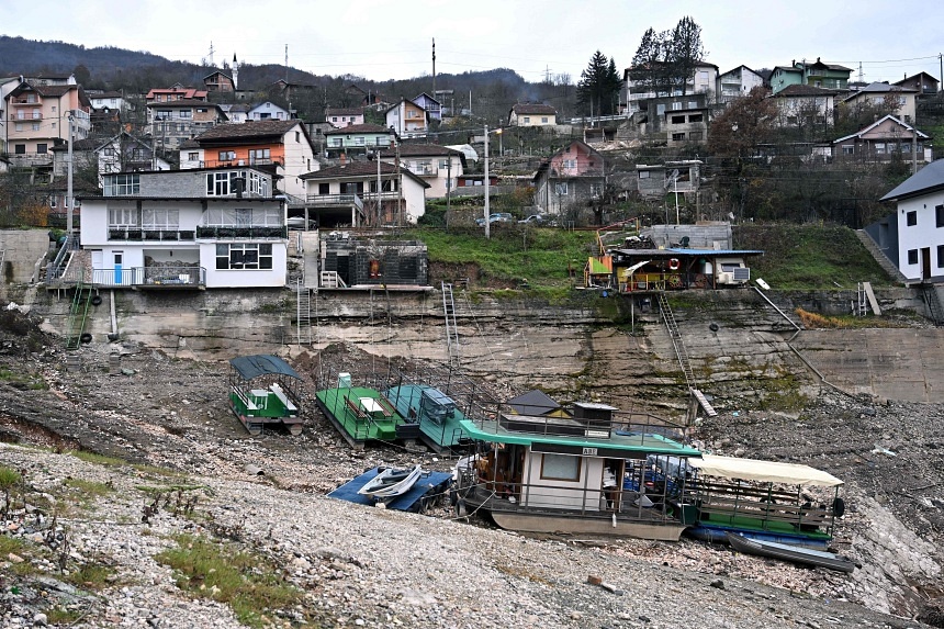 ‘Scary’ drought empties one of Bosnia’s largest lakes