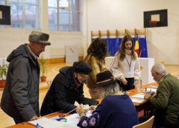Romania’s PSD leads in parliamentary elections: exit polls Romania’s PSD leads in parliamentary elections: exit polls