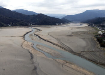 ‘Scary’ drought empties one of Bosnia’s largest lakes