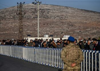 Several European countries suspend Syrians’ asylum requests Several European countries suspend Syrians’ asylum requests