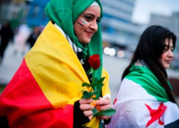 Syrians in Europe resist calls to return home