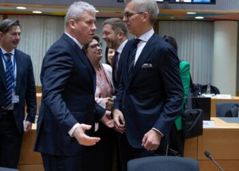 EU lets Bulgaria and Romania fully integrate into Europe’s ID-check-free travel zone