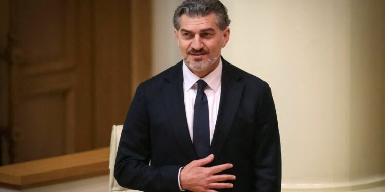 Georgian government votes in far-right former soccer player as president