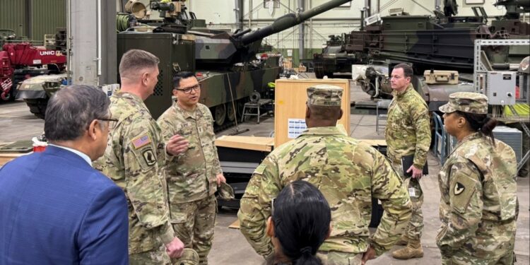 Army’s top sustainer, top operations officer in Europe visit APS-2 site in Mannheim | Article